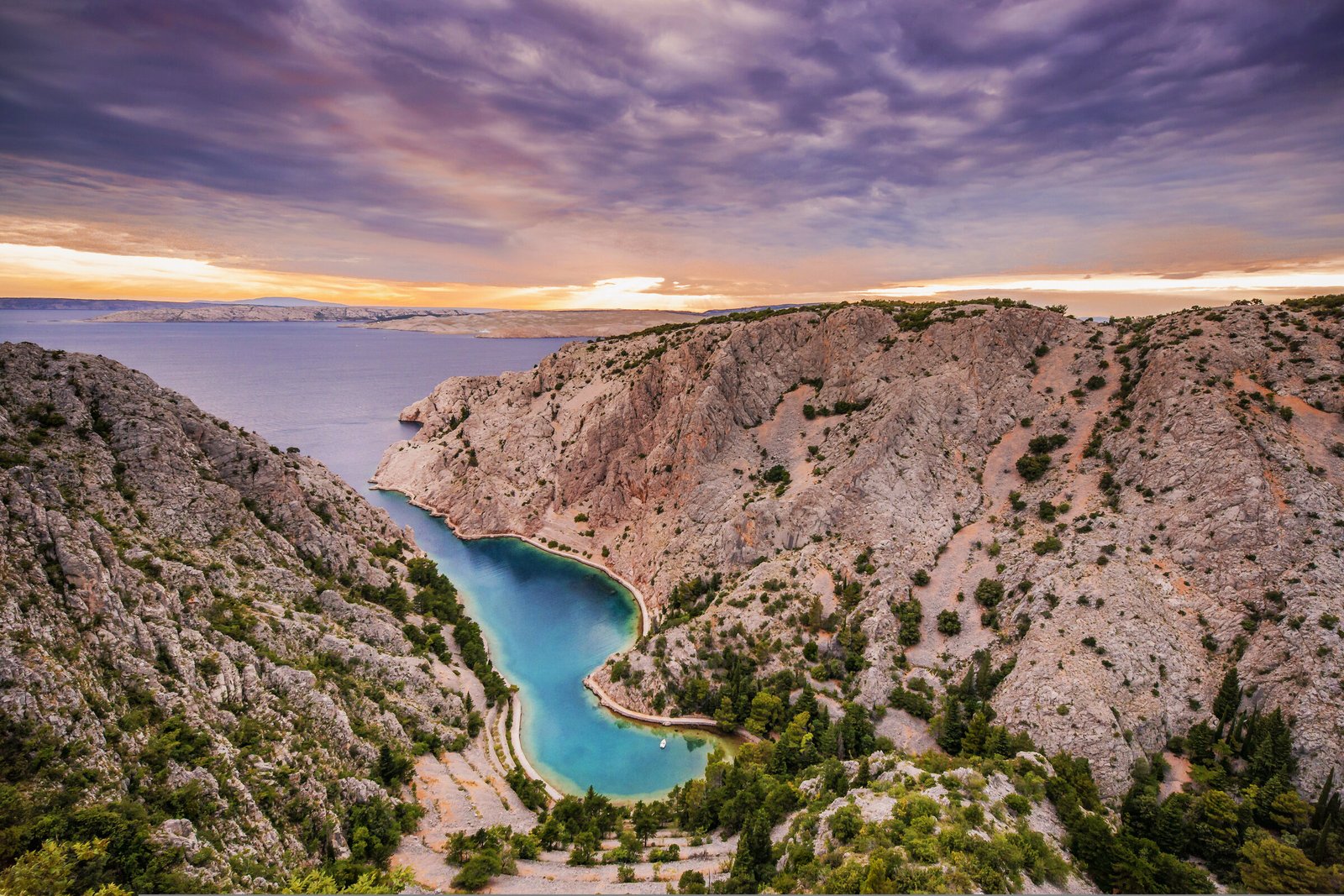 Zavratnica — Park prirode Velebit · Jablanac · Hrvatska